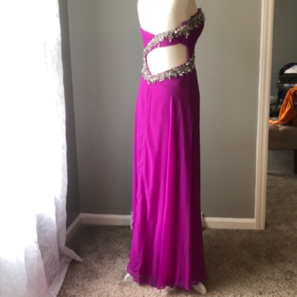 Prom/Formal Dress! - Picture 5 of 8